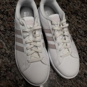 Adidas women's sneakers size 8